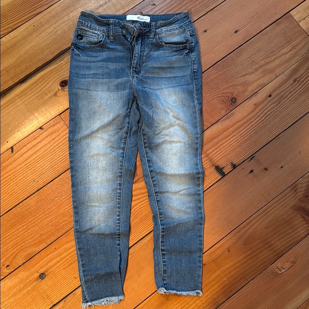 KanCan Blue Ankle Cropped Jeans with Tapered Leg